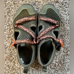 Girls Chaco shoes